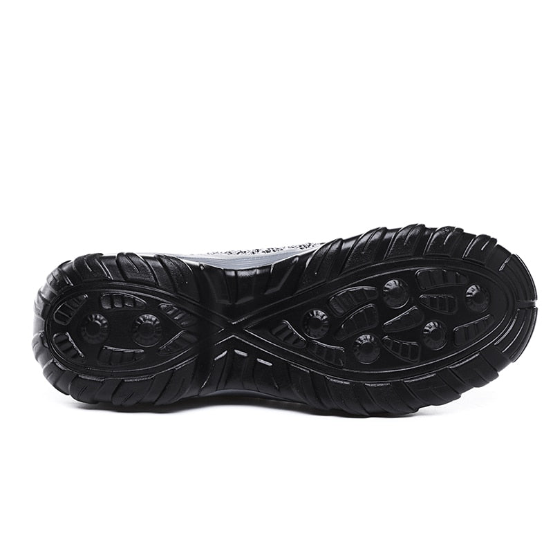 Moteriški-įaunami-batai