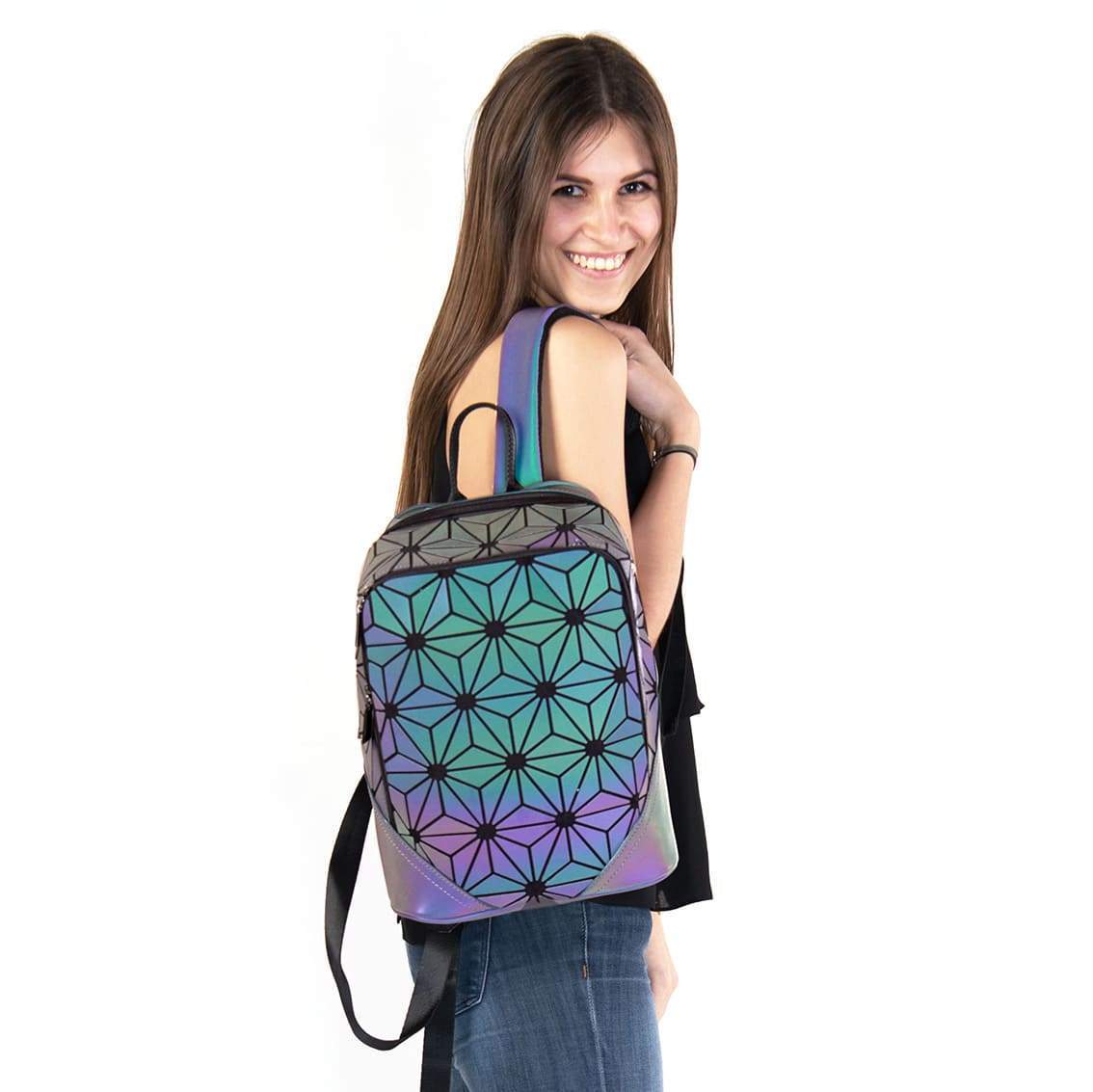 Reflektinė-spalvas-keičianti-kuprinė-'Karina'