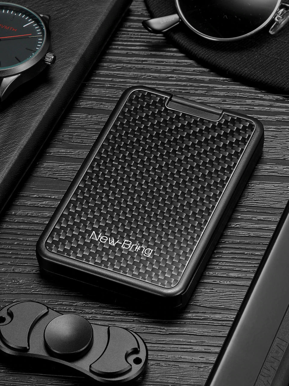 Kortelių-dėklas-su-apsauga-nuo-vagysčių