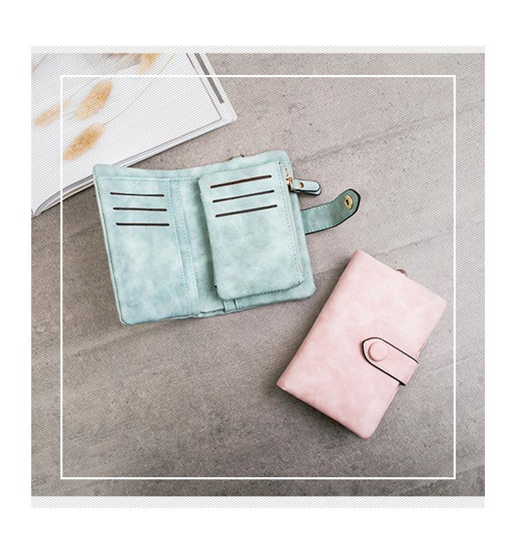 Moteriška-piniginė-Velvetas 