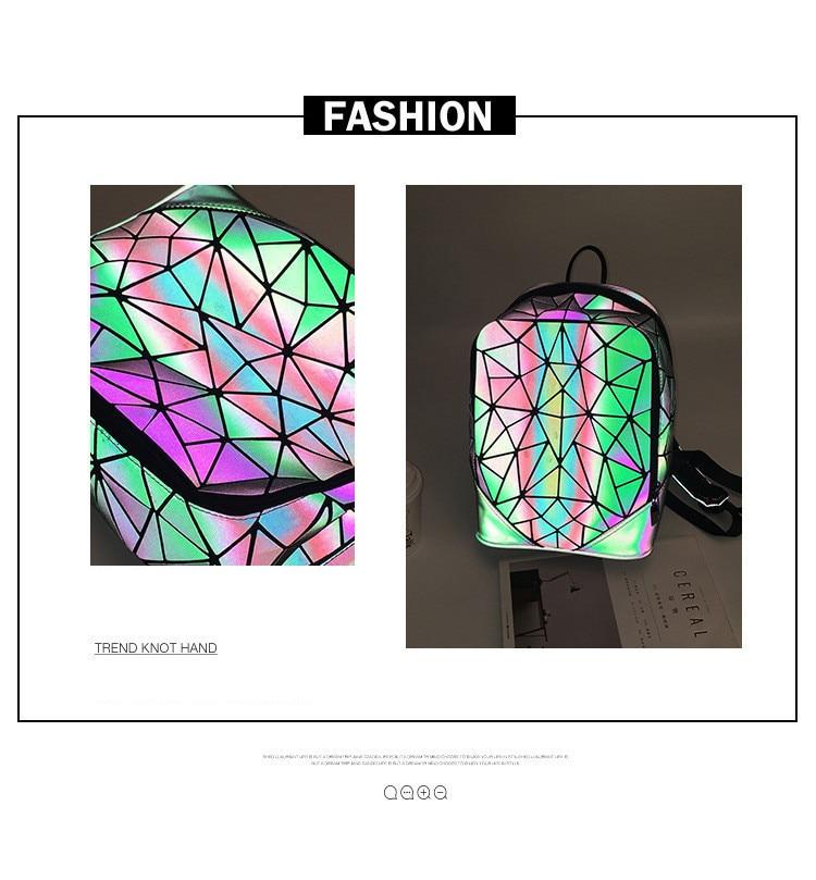 Reflektinė-spalvas-keičianti-kuprinė-'Karina'