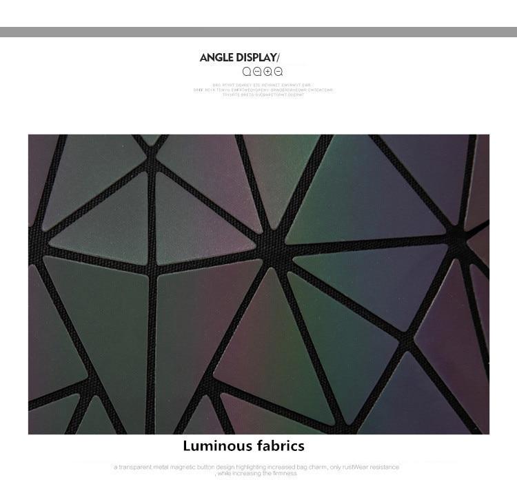 Reflektinė-spalvas-keičianti-kuprinė-'Karina'