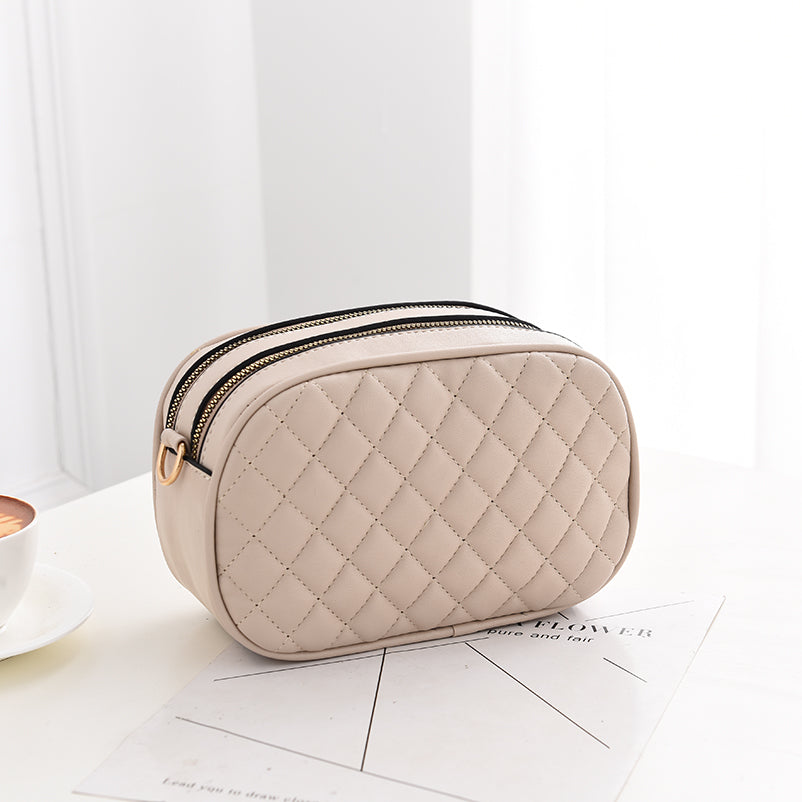 Rankinė-per-petį-Meina