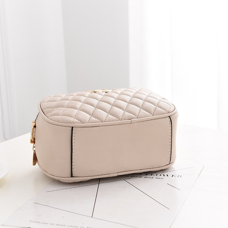 Rankinė-per-petį-Meina