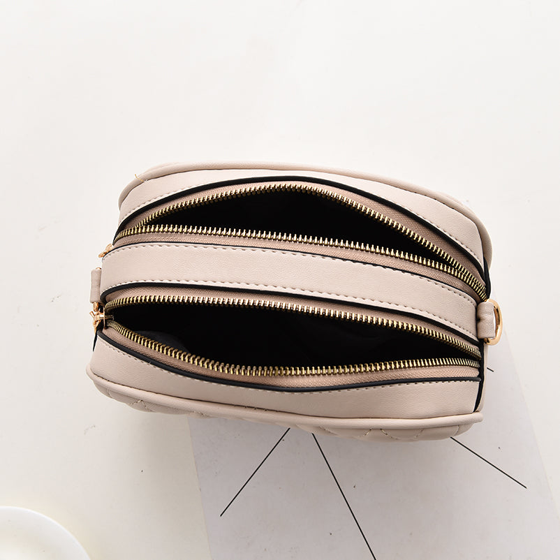 Rankinė-per-petį-Meina