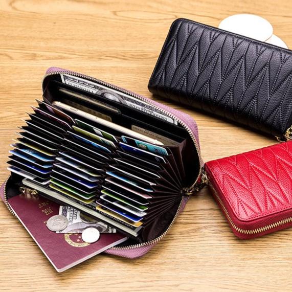 Moteriška-piniginė-su-36-skyreliais-kortelėms