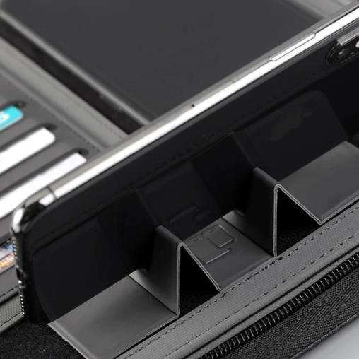 Dokumentų-dėklas-su-įkrovikliu