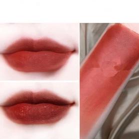 Kreminiai-lūpų-dažai