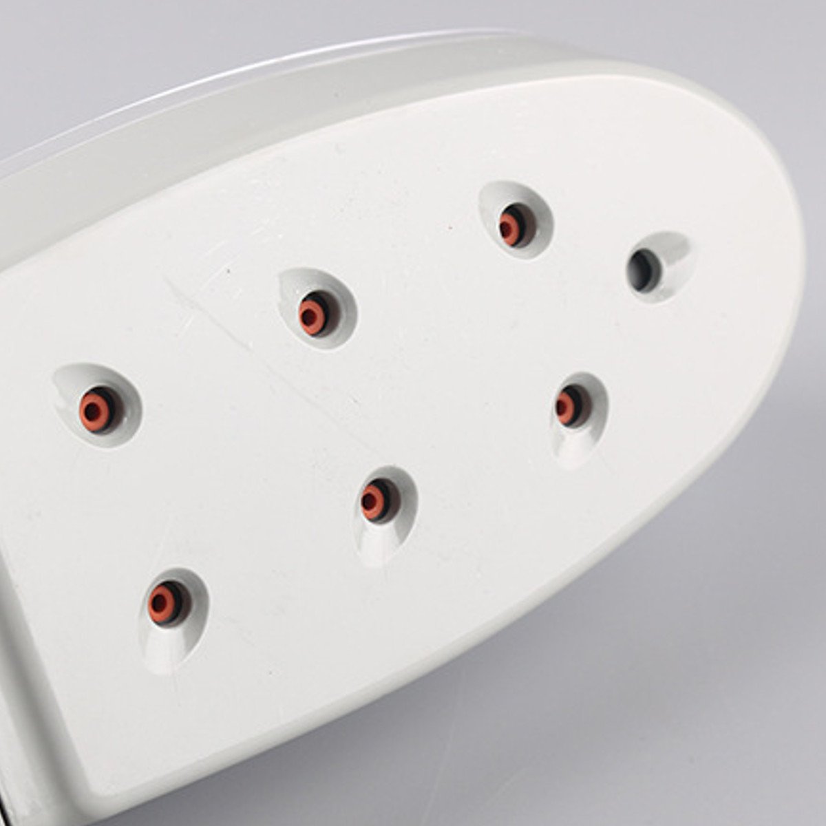 Rankinis-drabužių-garintuvas