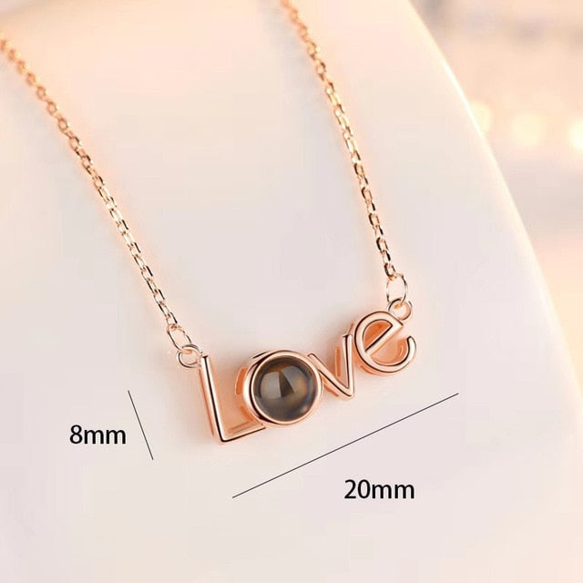 Pakabukas-su-"Aš-tave-myliu"-žodžiais-net-100-kalbų