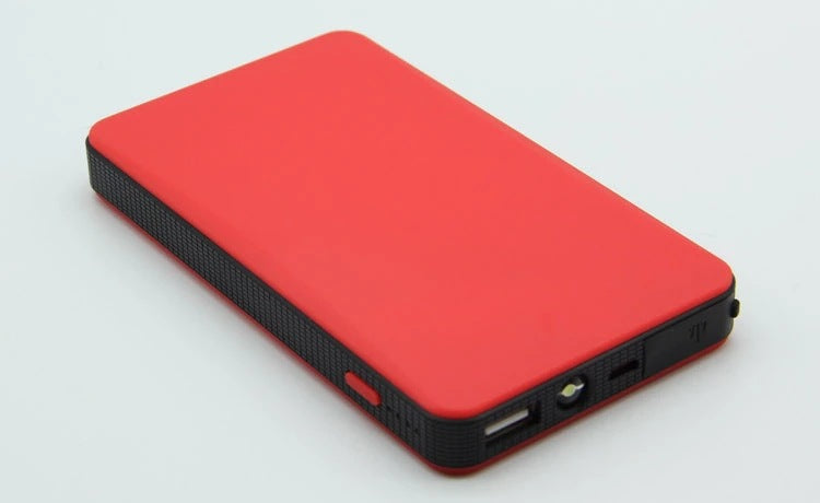 Nešiojamas-įkroviklis-su-užvedimo-laidais